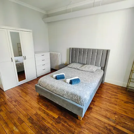Self-Checkin Town House - Rooms To Rent In A Beautiful Modern Town House - Not A Hotel - Location De Chambres Avec Arrivee En Autonomie - Extra Fee For Sheets And Towels - Private Parking - Check Your Plateform Inbox And Follow Check-In Instructions Saint-Romain-en-Gal Exterior foto